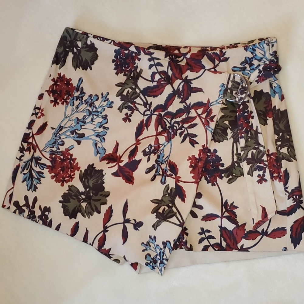 Zara Floral Print Skort - Cream, Red, Blue